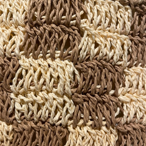 NWT Lu&Elle Woven Tan and Cream Sun-drift Tassel Bucket Bag - Picture 3 of 12